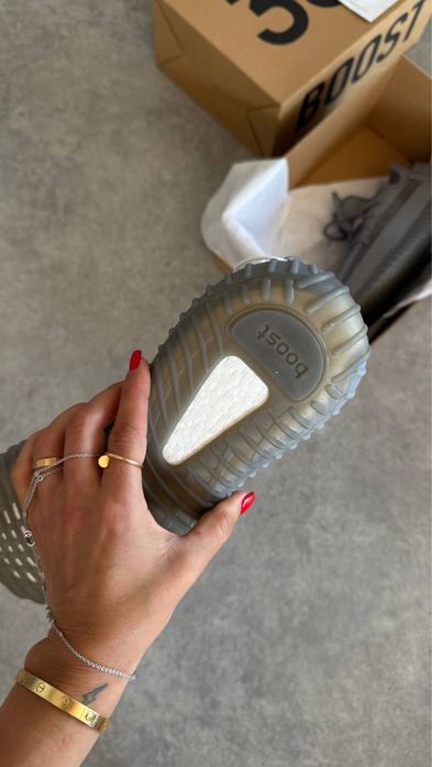 Yeezy Boost 350 V2 Steel Grey