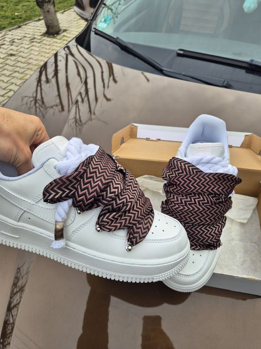 Nike air force 1 rope lanvin
Numere disponibile 40