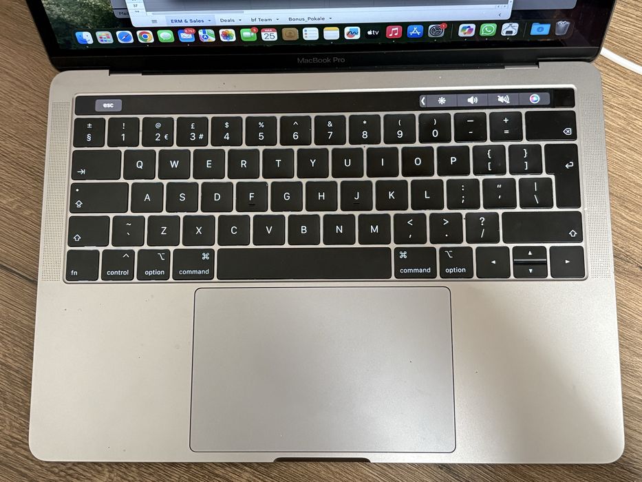 MacBook Pro 13" 2019 Touch Bar / i5 / 8GB / 256GB / Stare excelentă