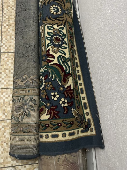 Продаются б/у ковры