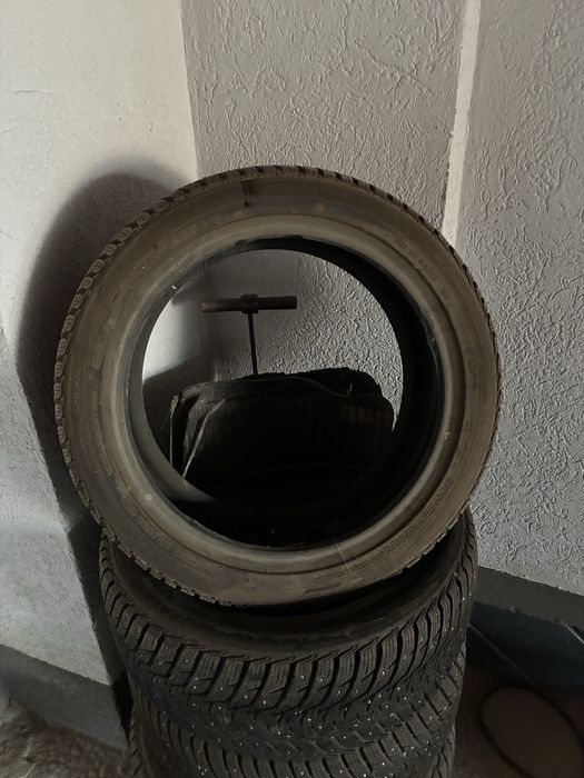 Зимние шипованные шины