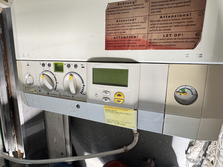 Centrală Junkers ZBR 11-42 A 23 + boiler Junkers ST 120-1E/C1 120L