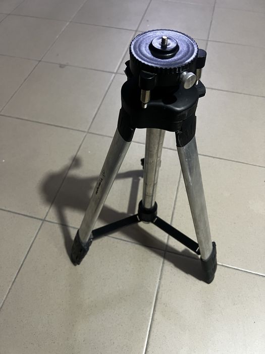 Кинопроектор  экран