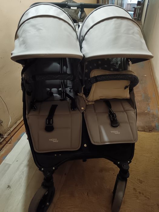 Коляска для двойни или погодок valco baby