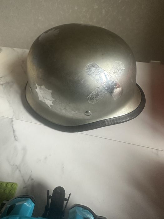 Продам каску цена 5000т