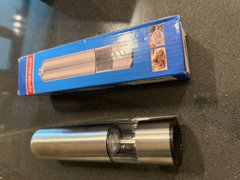 Продам 2 электрических измельчителя для перца