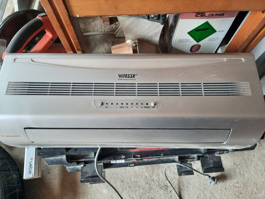 Обогреватель Vitesse  настенный