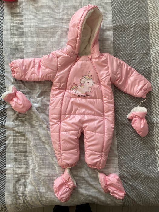 Бебешки зимен космонавт