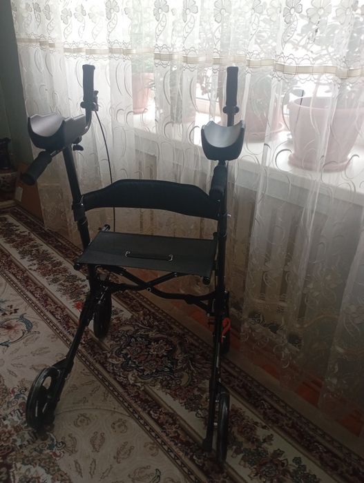 Ходунки Lekerovadi R03