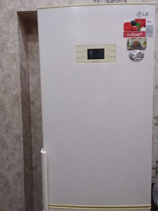 Продаю холодильник LG