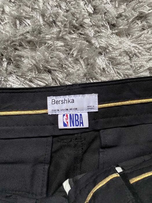 pantaloni sport bershka nba