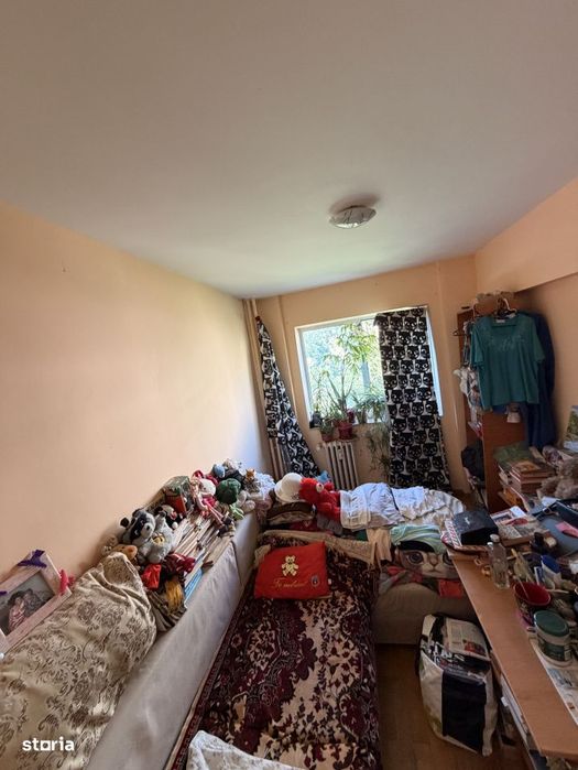 Oportunitate - Apartament 3 camere de renovat - zona Frigocom