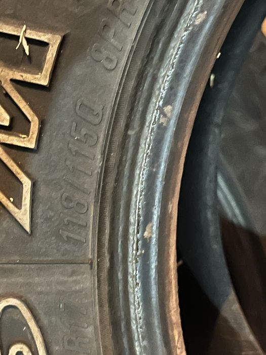 Продам шины на джип