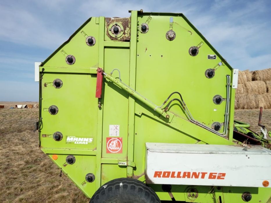 Пресс подборщик     .