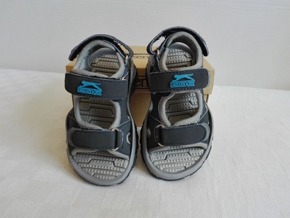 Нови Детски сандалки размер 21