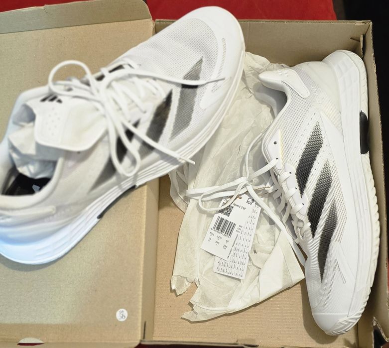 Adidas Адидас нови маратонки