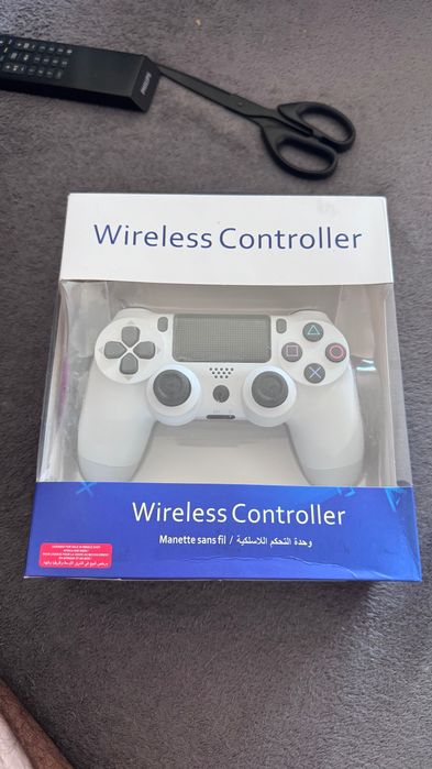 Controllere Play Station 4 noi