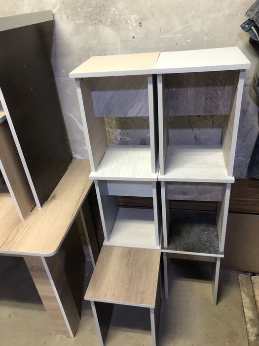 Продам новые кухонные табуретки