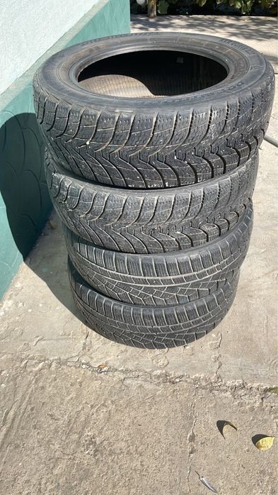 Продам зимние шины 195/60 R15