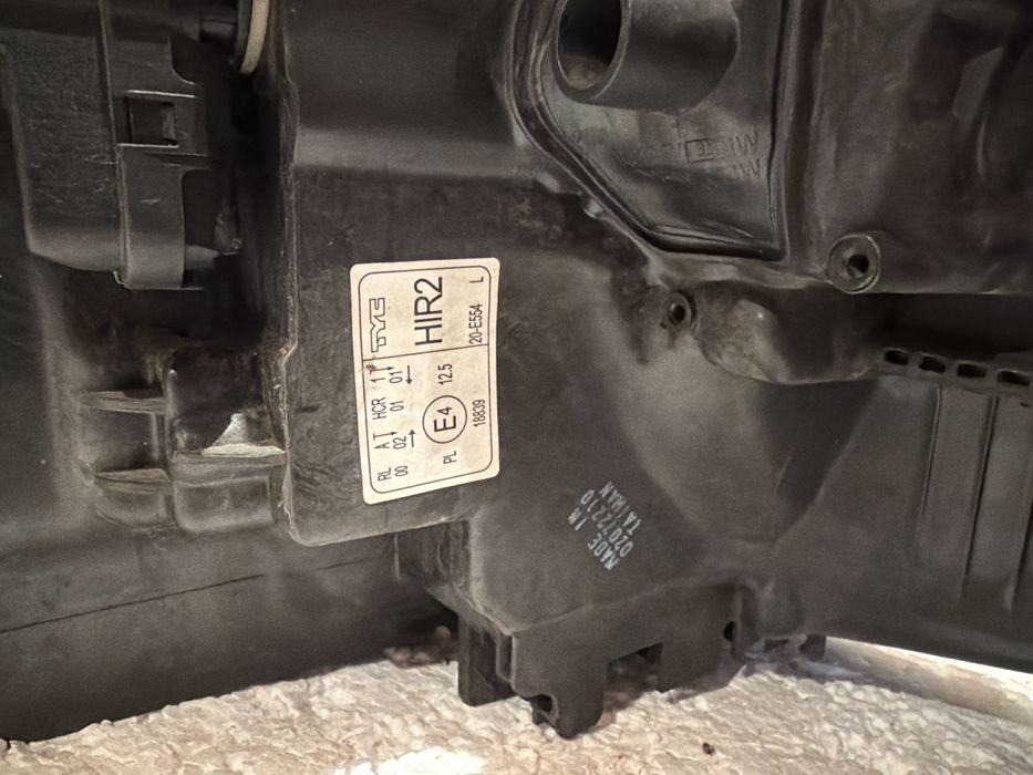 Комплект фарове за Toyota Auris
