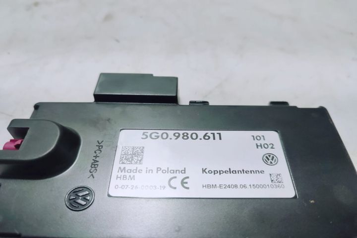 Amplificator antena 5g0980611 Volkswagen VW Golf 7  [din 2012 pana  2017] seria
