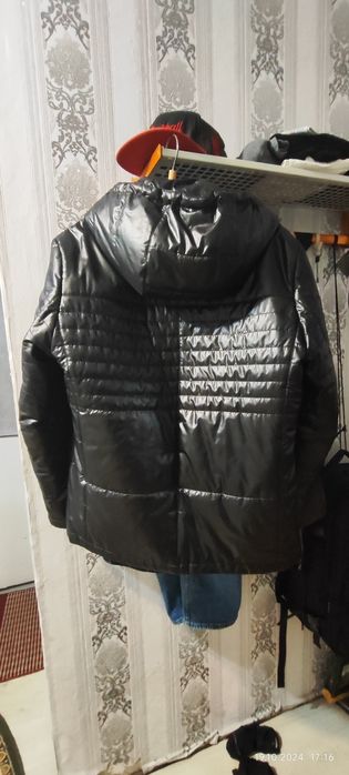 нов.куртка 52 рзм. Торг