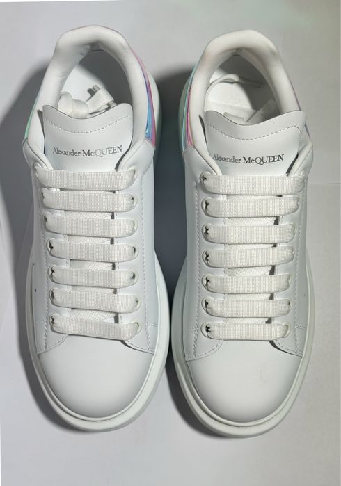 Alexander Mcqueen shock pink