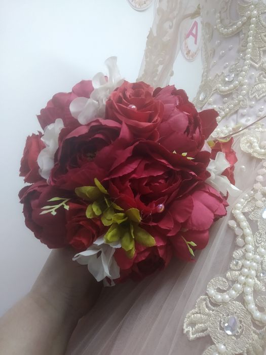 Продам шикарный букет невесты