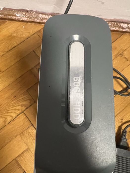 Xbox 360 Fat pentru piese + Sursă funcțională + HDD 60GB