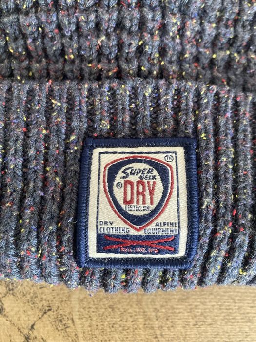 Зимна шапка Superdry