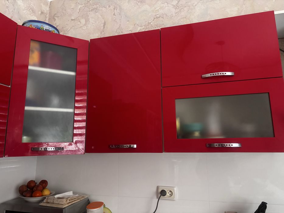 Продается кухонный гарнитур