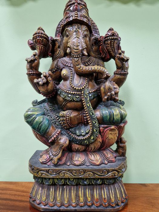 Страхотна антикварна азиатска дървена фигура дърворезба