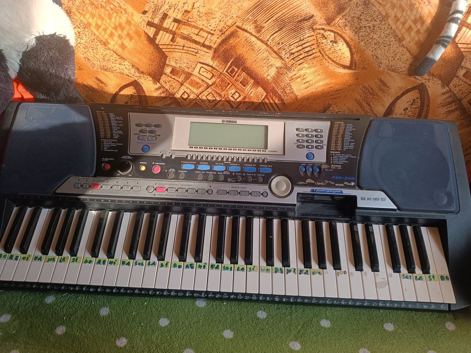 Vând orgă Yamaha prs-540