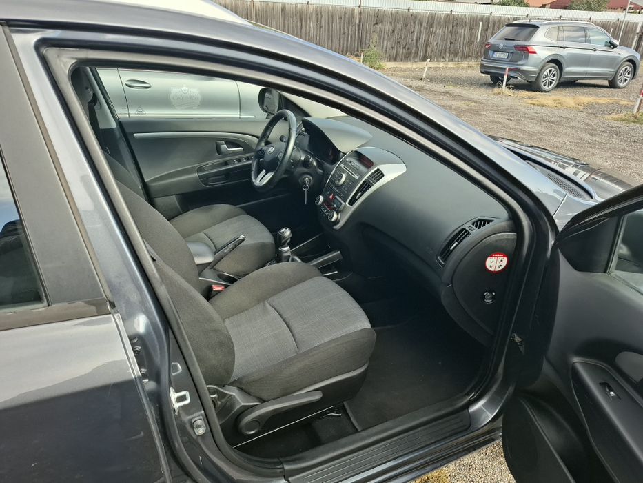 Kia Ceed Sw 1,4 benzină facelift