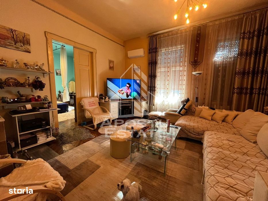 Casa individuala  7 camere, 3 bai, garaj, teren 1129 mp, zona Iosefin