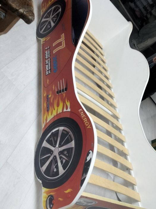 Кроватка детская