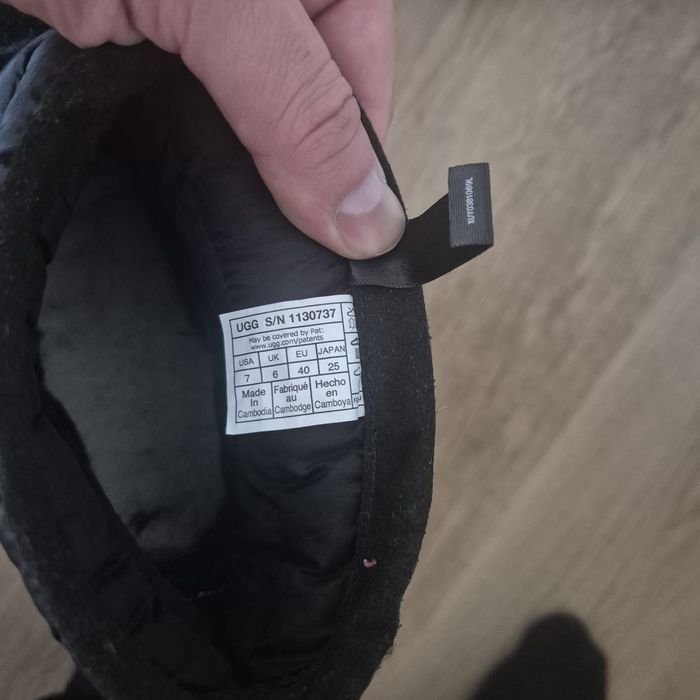 Ghete UGG mărimea 40