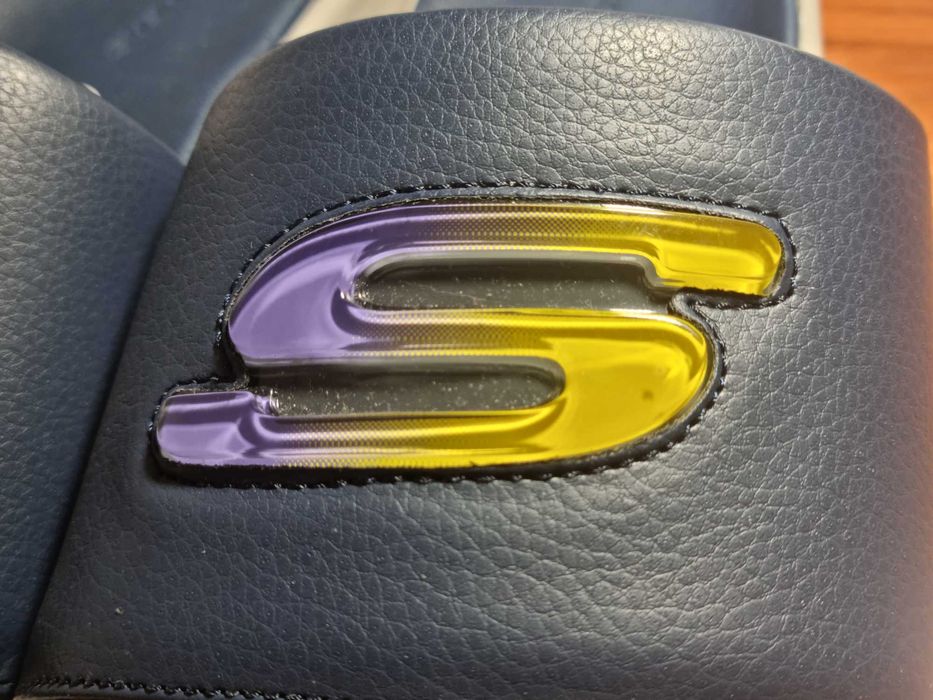 Нови SКECHERS  №42