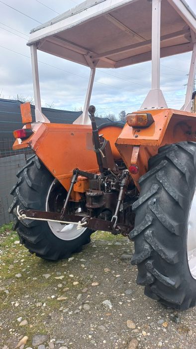 Tractor  Utb Fiat 450 45 cp  2 manete