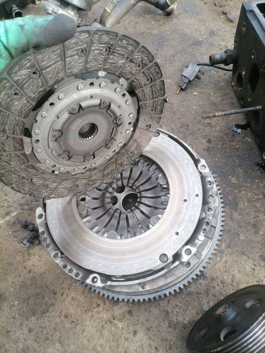 Ambreiaj Complet, volanta ford 1.8 tdci 5 trepte