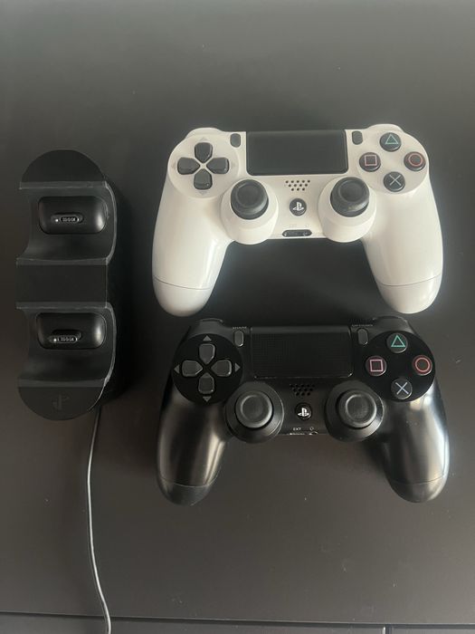 PlayStation 4 pro 1Tb