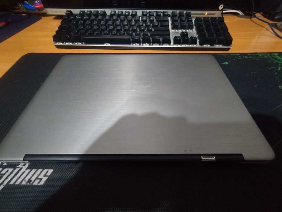 Продам ноутбук I5 Acer Aspire s3