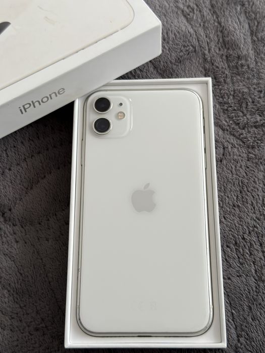 Айфон 11 128гб срочно