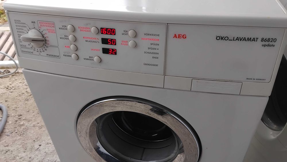 Пералня AEG и Whirlpool