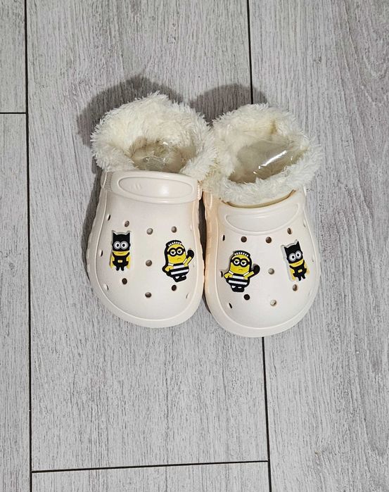 Papuci crocs, marime 24
