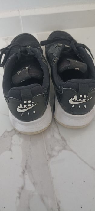 Продавам обувки : Jordan MAX 200.