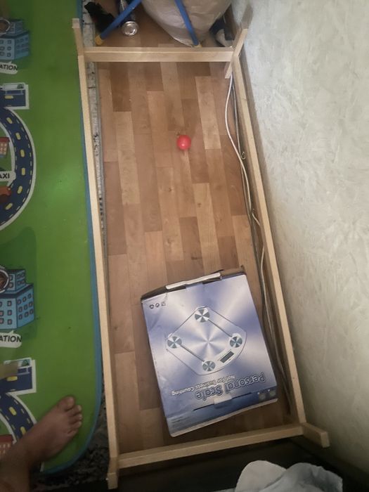Продам манежь