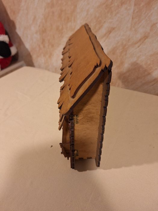 Ръчна изработка къща кутия за ключове