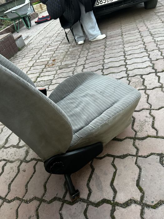 продам сиденье гольф венто пассат golf vento passat