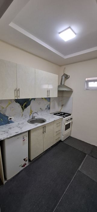 Shakarchilar mahallasida 2 xonali hovli arendaga beriladi!